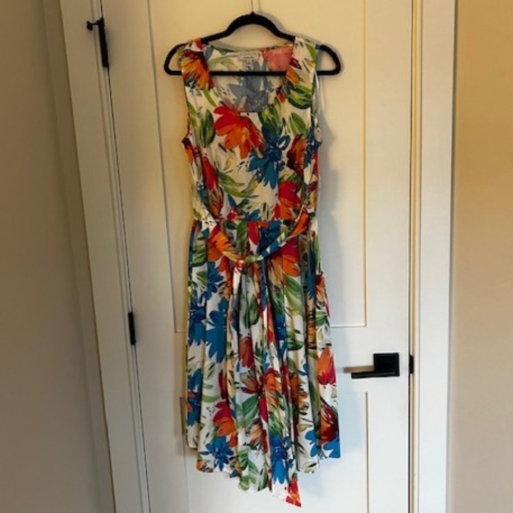 Medium Signature by Robbie Bee Dress - NWT